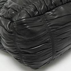 Pre Owned Prada Black Gaufre Leather Chain Tote