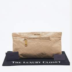 Pre Owned Prada Beige Leather Top Zip Clutch