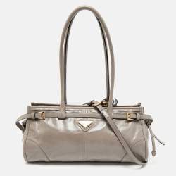 PRADA クリーム色 ストール 1800x1500 mm Prada Vitello Phenix Hobo Strap Shoulder Crossbody Bag White