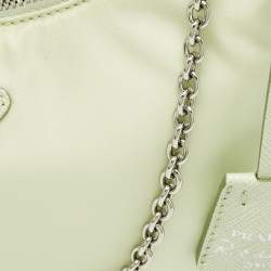 Pre Owned Prada Mint Green Re Nylon and Saffiano Leather Re-Edition 2005 Shoulder Bag