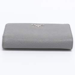 Pre Owned Prada Grey Saffiano Metal Leather Flap French Wallet