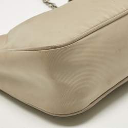 Pre Owned Prada Beige Re-Nylon and Saffiano Leather Re-Edition 2005 Shoulder Bag