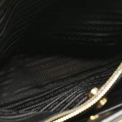 Pre Owned Prada Black/White Saffiano Leather Medium Open Tote