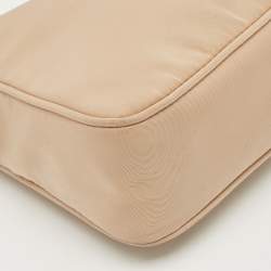 Pre Owned Prada Beige Nylon Re-Edition 2000 Shoulder Bag