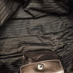 Pre Owned Prada Metallic Grey Leather Vitello Daino Front Pocket Shoulder Bag