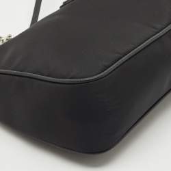 Pre Owned Prada Black Nylon and Saffiano Leather Re-Edition 2005 Shoulder Bag