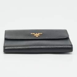 Pre Owned Prada Black Saffiano Lux Leather Logo Trifold Wallet