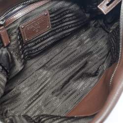 مملوكة مسبقًا Prada Cacao Vitello Daino Leather Bauletto Bag
