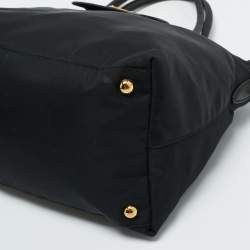 Pre Owned Prada Black Saffiano Leather and Nylon Front Pocket Tote