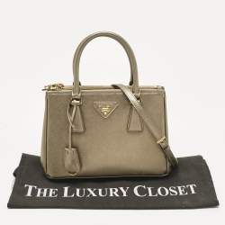 مملوكة مسبقًا Prada Metallic Saffiano Leather Small Galleria Tote