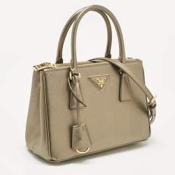 مملوكة مسبقًا Prada Metallic Saffiano Leather Small Galleria Tote