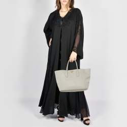 Pre Owned Prada Off White Vitello Daino Leather Tote