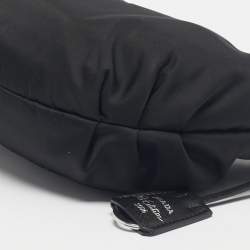 Pre Owned Prada Black Nylon Re-Edition 2006 Bag