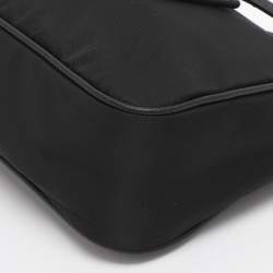 Pre Owned Prada Black Nylon and Saffiano Leather Re-Edition 2005 Baguette Bag