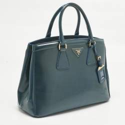 Pre Owned Prada Blue Saffiano Patent Leather Parabole Tote