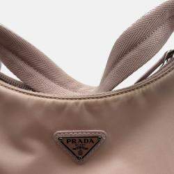 Pre Owned Prada Light Pink Nylon Re-Edition 2005 Shoulder Bag