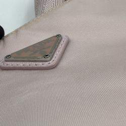 Pre Owned Prada Light Pink Nylon Re-Edition 2005 Shoulder Bag