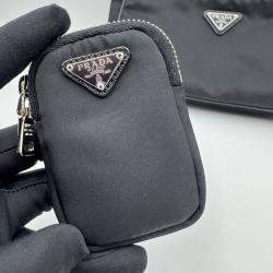 Pre Owned Prada Black Nylon and Saffiano Leather Re-Edition 2005 Shoulder Bag