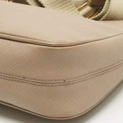 Pre Owned Prada Beige Saffiano Lux Leather Re-Edition 2005 Shoulder Bag
