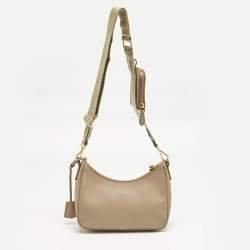 Pre Owned Prada Beige Saffiano Lux Leather Re-Edition 2005 Shoulder Bag
