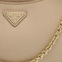 Pre Owned Prada Beige Saffiano Lux Leather Re-Edition 2005 Shoulder Bag