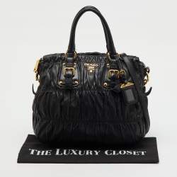 مملوكة مسبقًا Prada Black Nappa Leather Gaufre Tote