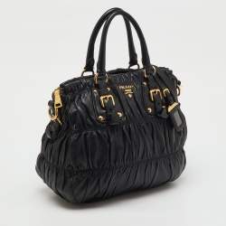مملوكة مسبقًا Prada Black Nappa Leather Gaufre Tote