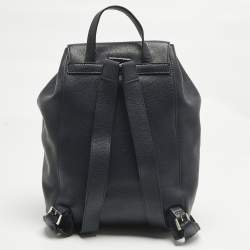 مملوكة مسبقًا Prada Navy Blue Leather Drawstring Flap Backpack