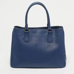 مملوكة مسبقًا Prada Navy Blue Saffiano Lux Leather Small Middle Zip Tote