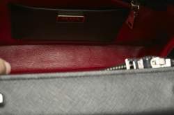 Pre Owned حقيبة يد توتس برادا جلد سافياتو كير أسود بقفل مزدوج