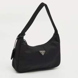 Pre Owned Prada Black Nylon Re-Edition 2000 Shoulder Bag