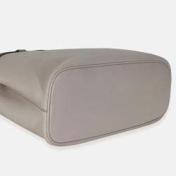 Pre Owned Prada Grey Soft Grained Calfskin Vitello Medium Buckle Bag