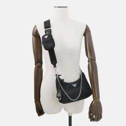 Pre Owned Prada Re-Edition 2005 Re-Nylon Shoulder Bag Black Nylon