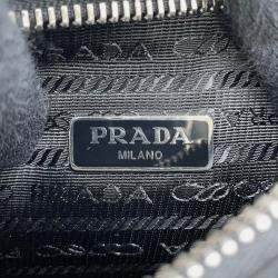Pre Owned Prada Re-Edition 2005 Re-Nylon Shoulder Bag Black Nylon