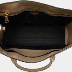 Pre Owned Prada Brown Large Saffiano Lux Embossed Logo Convertible Tote
