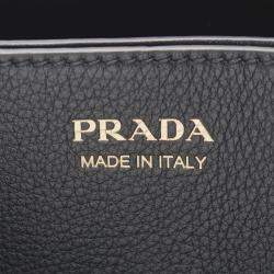 مملوكة مسبقًا Prada Buckle Medium Black Leather Shoulder Bag