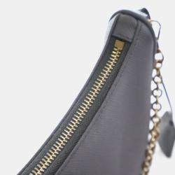 Pre Owned Prada Saffiano Re-Edition 2005