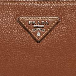 Pre Owned Prada Brown Vitello Daino Leather Logo Flap Chain Clutch