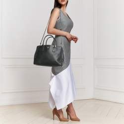 Pre Owned Prada Black Saffino Leather Medium Double Zip Tote