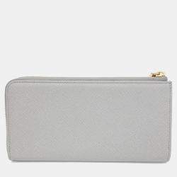 Pre Owned Prada Green Leather long wallet