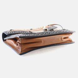 مملوكة مسبقًا حقيبة كروس برادا باتينا مطرزة سافيانو سوداء/بنية