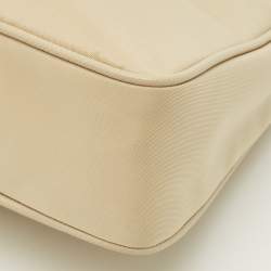 مملوكة مسبقًا حقيبة كتف برادا نايلون وسافيان جلد بيج 2005 ري إيديشن