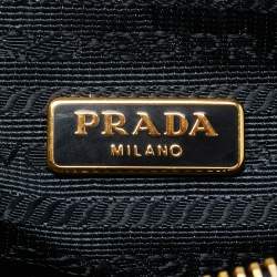 مملوكة مسبقًا Prada Navy Blue Perforated Saffiano Vernic Leather Satchel