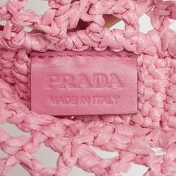 مملوكة مسبقًا حقيبة يد برادا عمودية قش وردي كروشيه