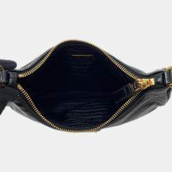 مملوكة مسبقًا Prada Re-Edition 2005 Leather Patent Shoulder Bag Black