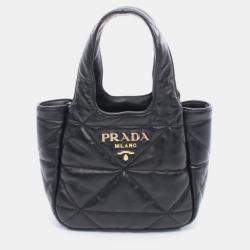 مملوكة مسبقًا Prada Small Nappa Leather Handbag Black