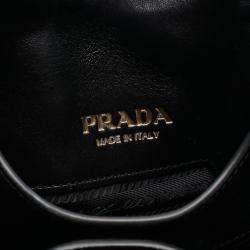 مملوكة مسبقًا Prada Small Nappa Leather Handbag Black