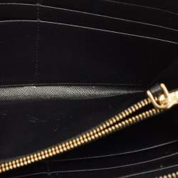 Pre Owned محفظة برادا كونتيننتال جلد سافيانو ميتاليك أسود بسحاب وفونيكة