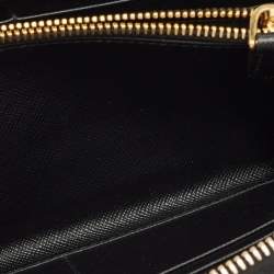 Pre Owned محفظة برادا جلد سافيانو معدن سوداء بسحاب