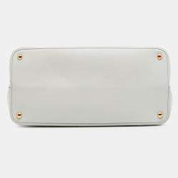 مملوكة مسبقًا حقيبة ساتشل برادا مزدوجة ساڤيانو كوير بيضاء كبيرة